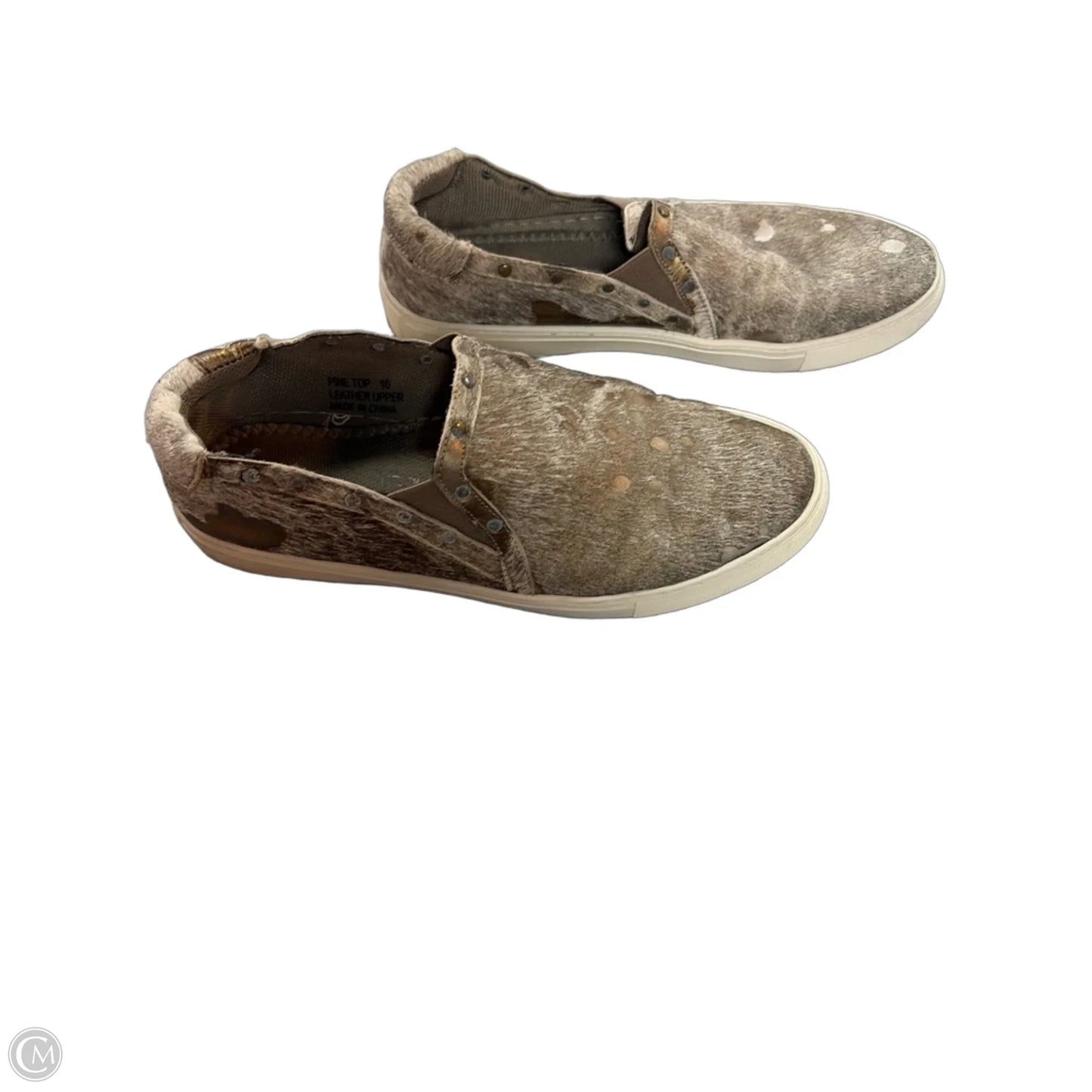 Shoes Sneakers By Corkys In Tan, Size: 10