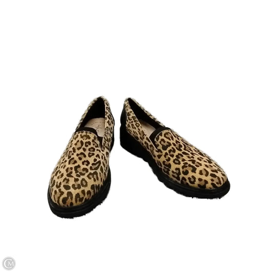 Shoes Flats By Clarks In Leopard Print, Size: 9