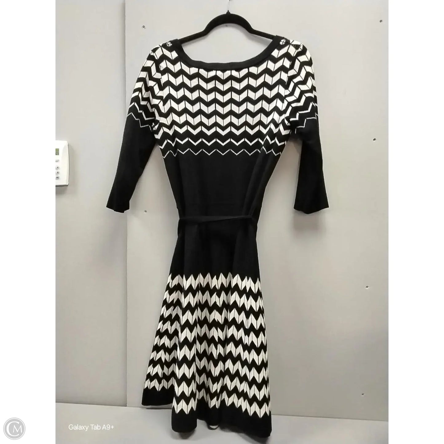 Dress Casual Midi By Dannyandnicole In Geometric Pattern, Size: M