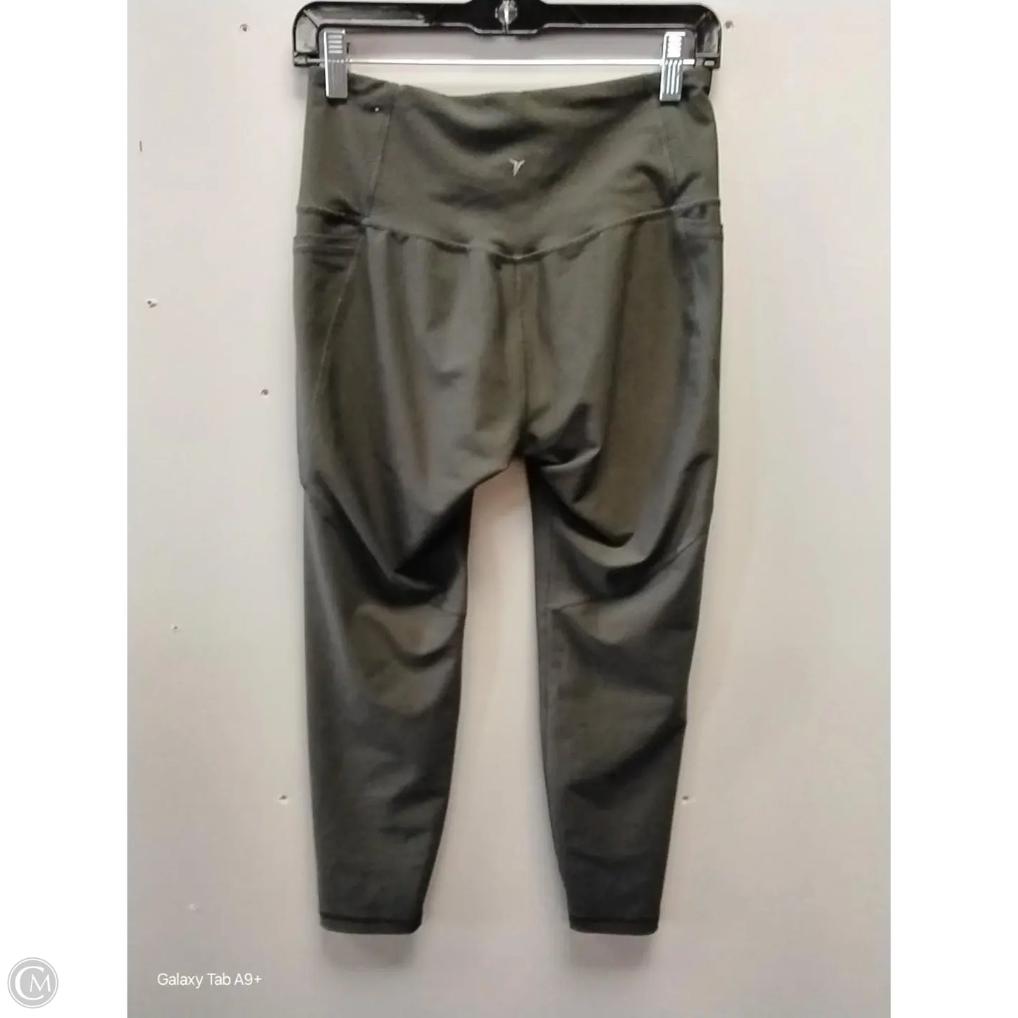 Athletic Capris By Old Navy In Green, Size: L