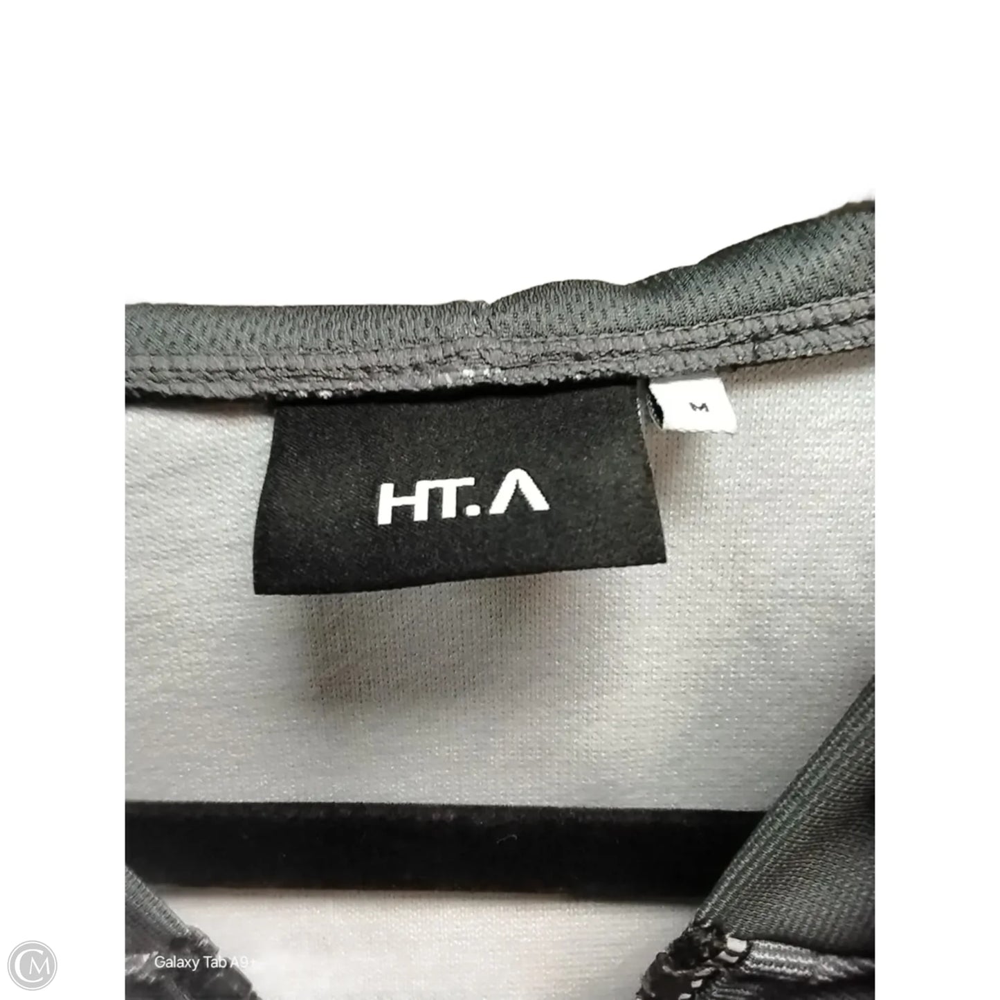 Sweatshirt Hoodie By Clothes Mentor In Grey, Size: M