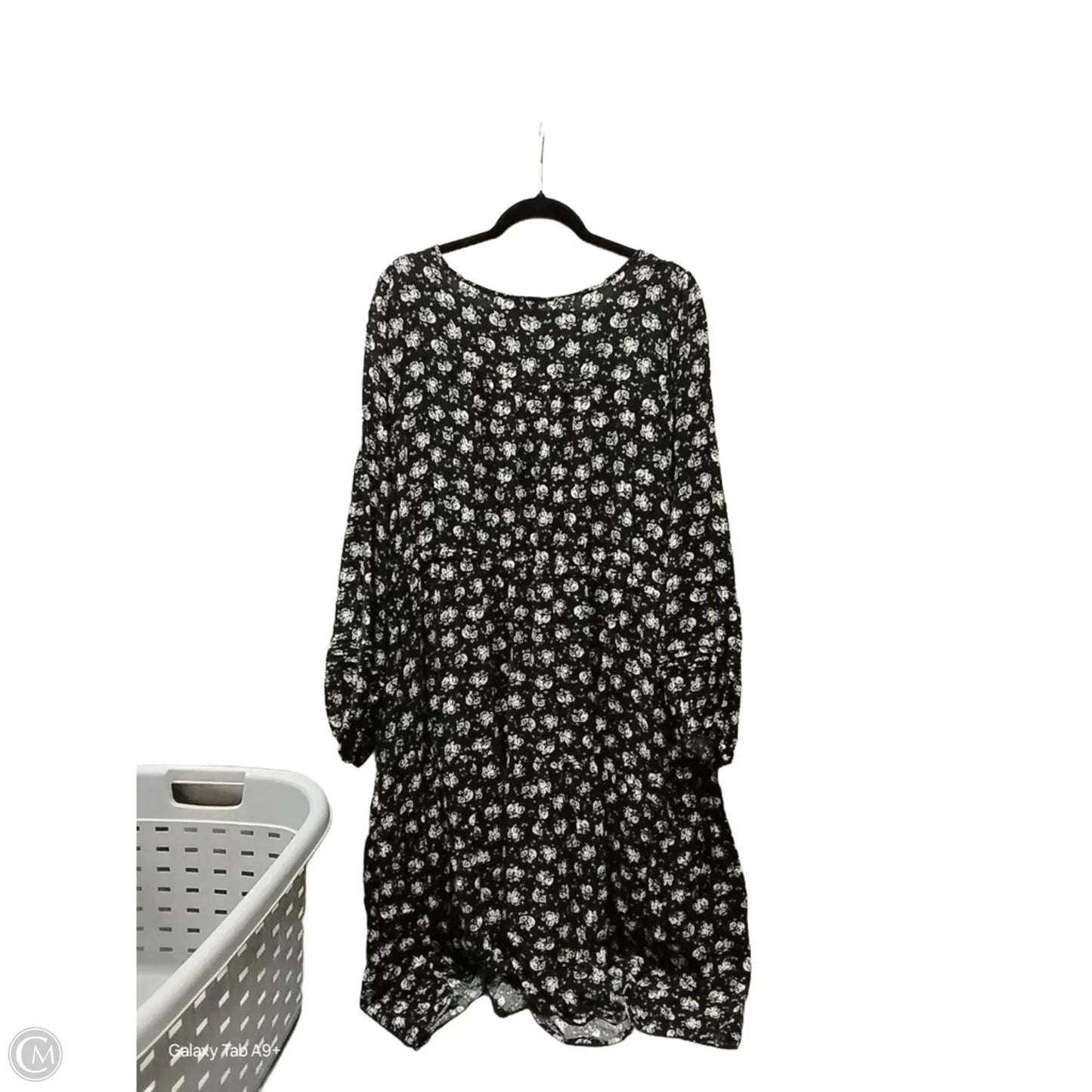 Dress Casual Maxi By Torrid In Black & Cream, Size: 4x