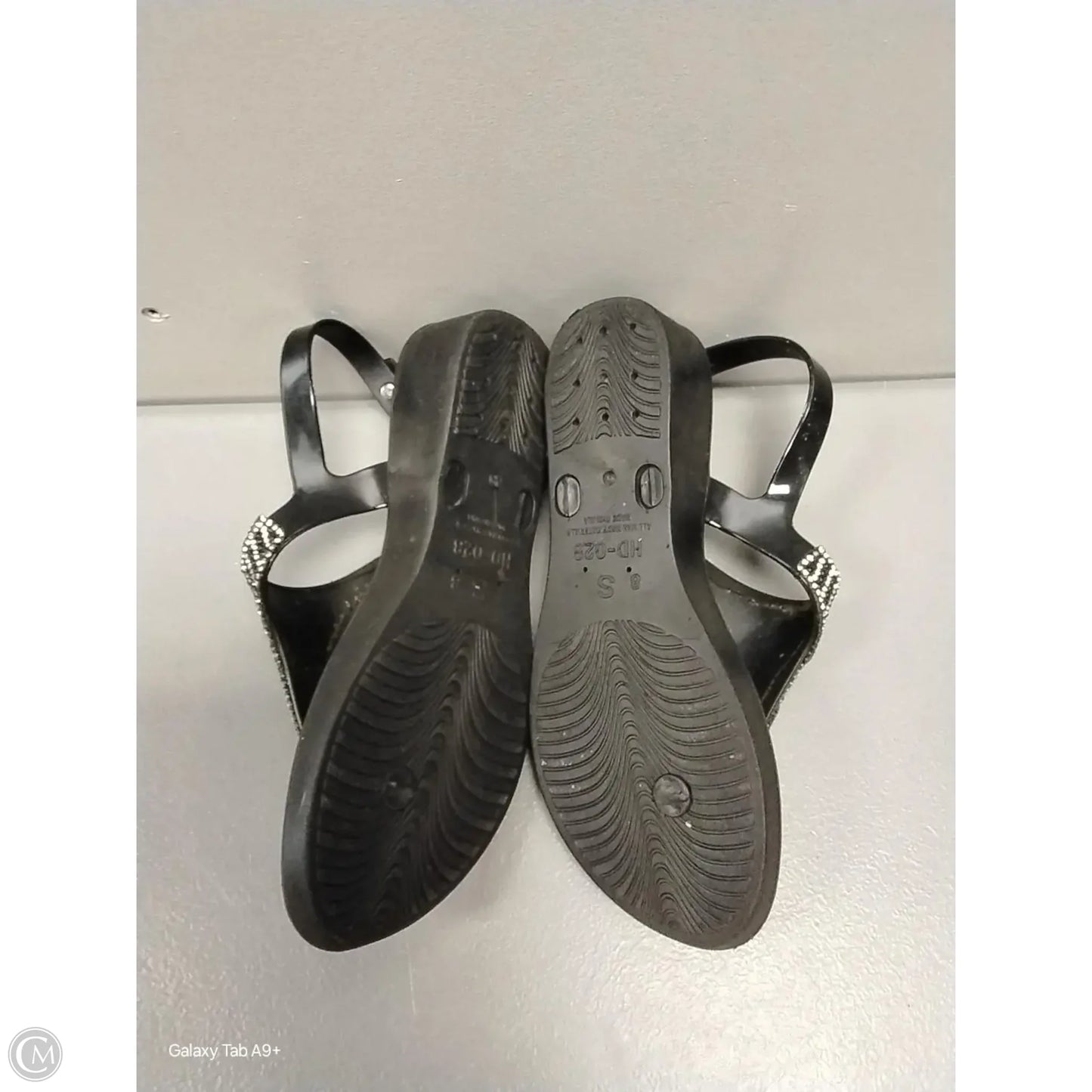 Sandals Heels Wedge By Clothes Mentor In Black, Size: 6