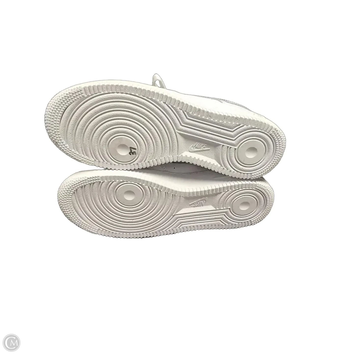 Shoes Sneakers By Nike In White, Size: 6