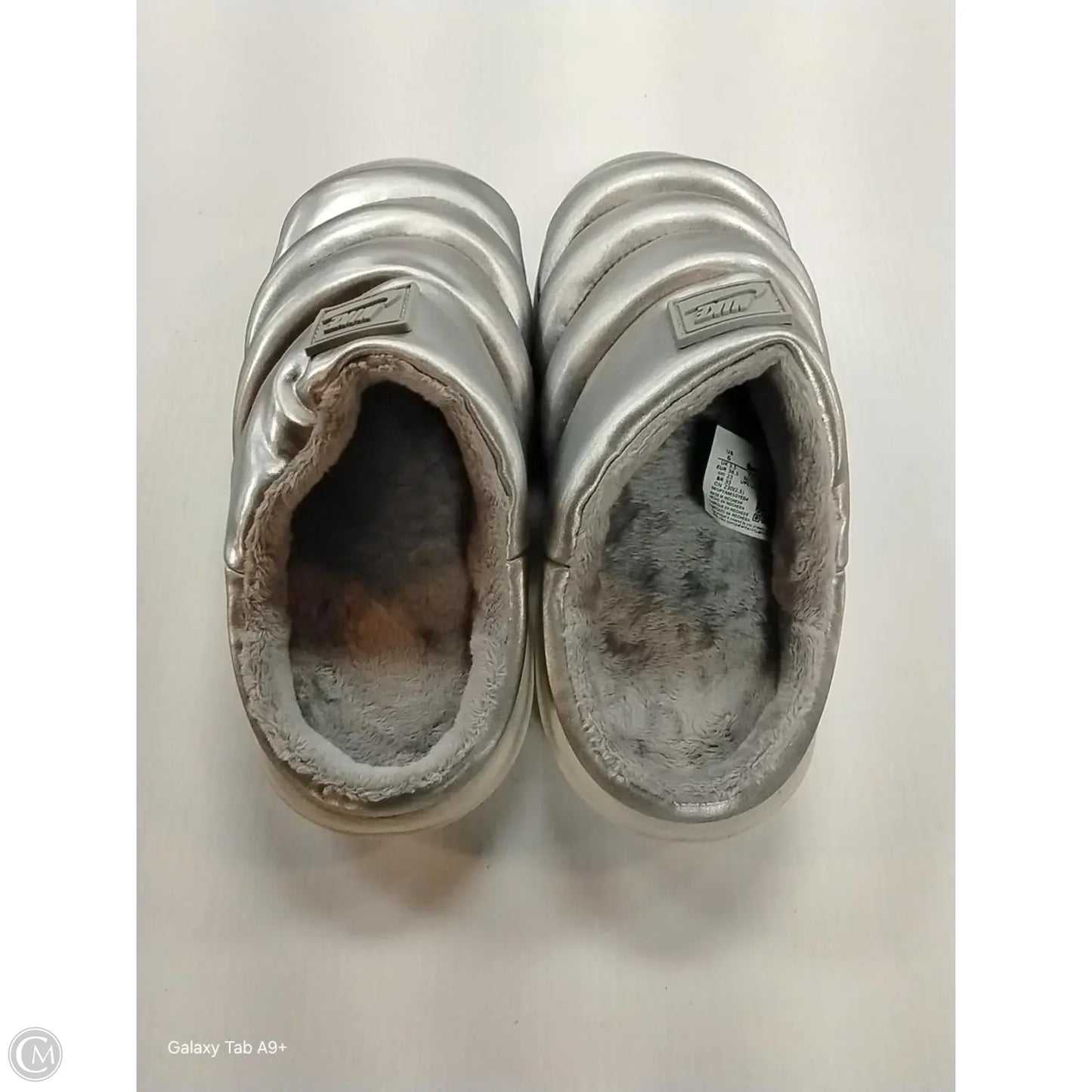 Slippers By Nike In Grey, Size: 6