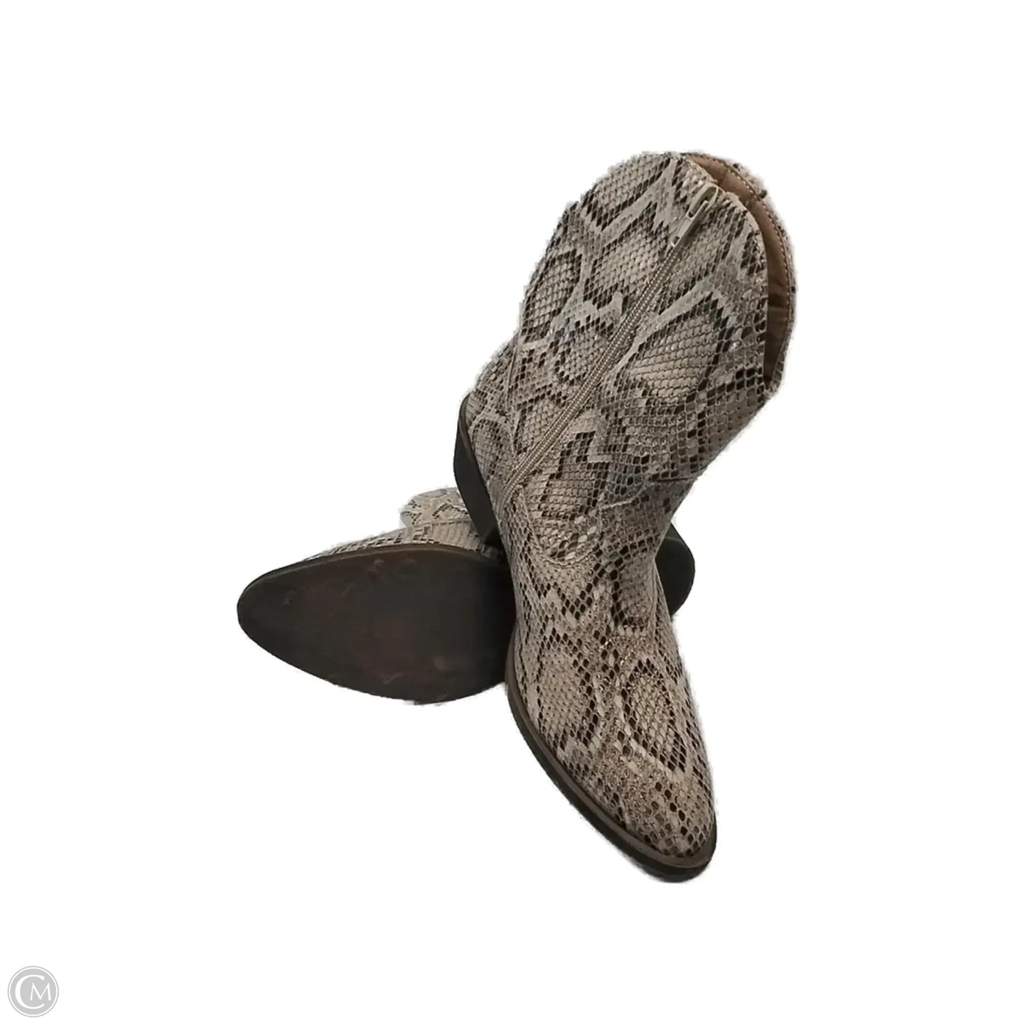 Boots Ankle Flats By Sugar In Animal Print, Size: 9.5