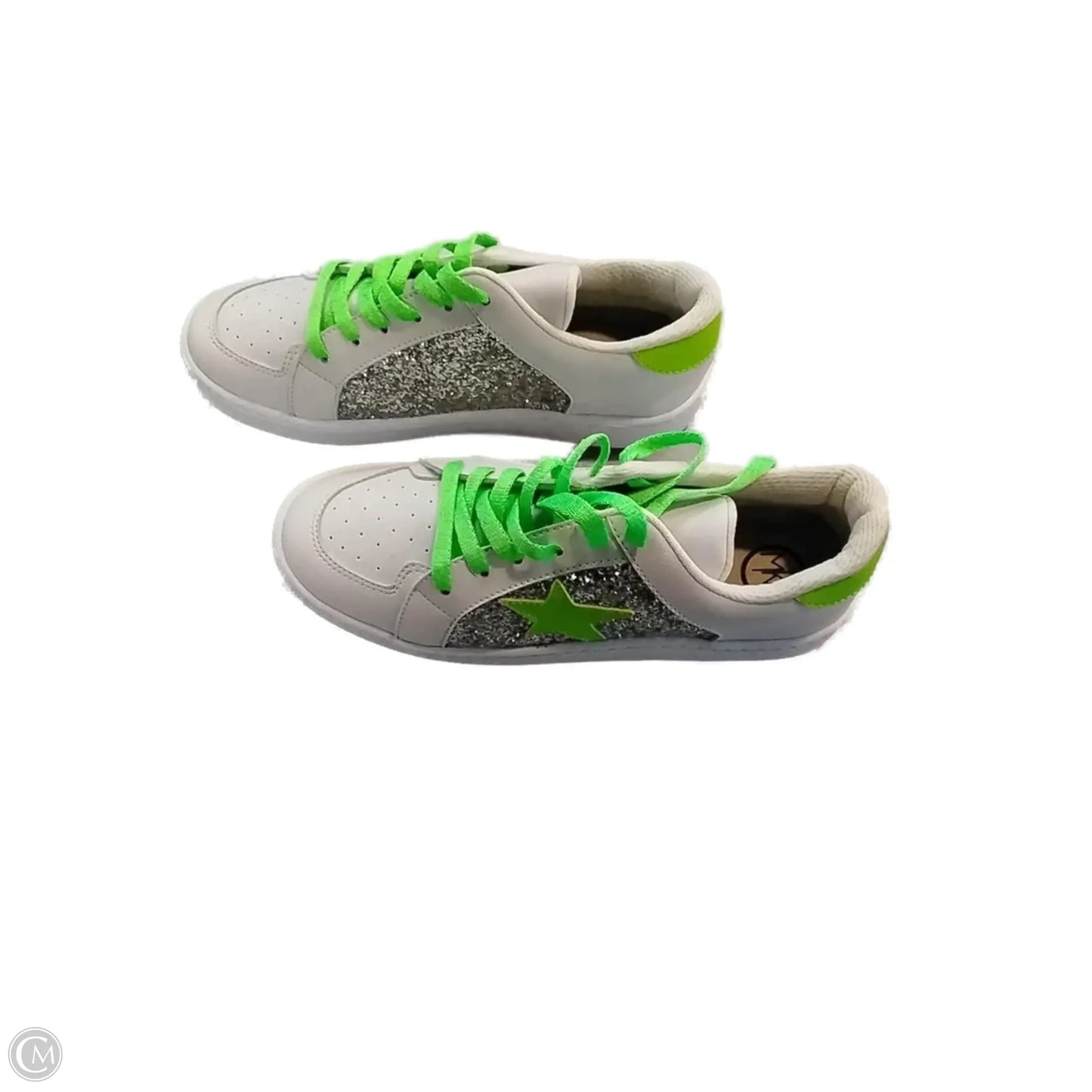 Shoes Sneakers By Clothes Mentor In White, Size: 10