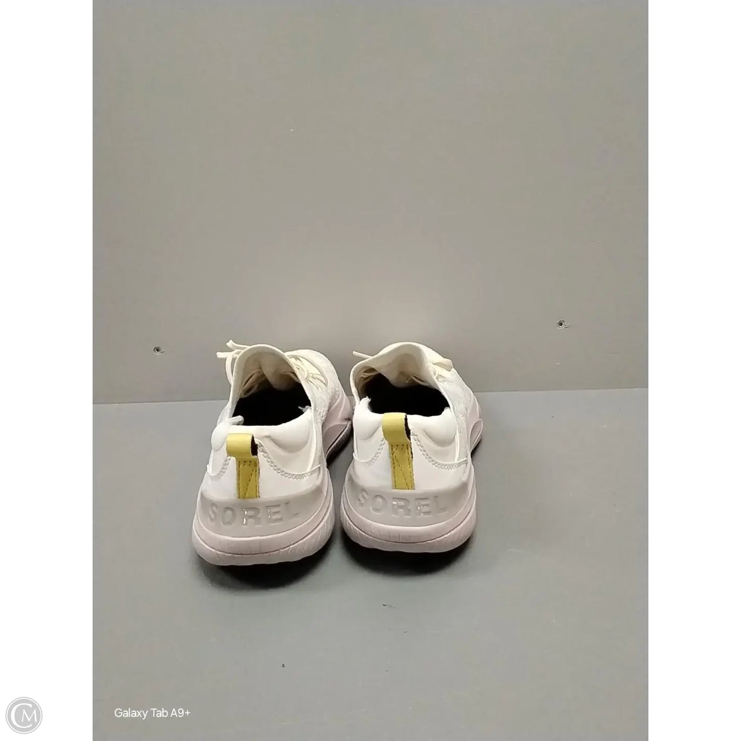 Shoes Athletic By Sorel In White, Size: 8.5