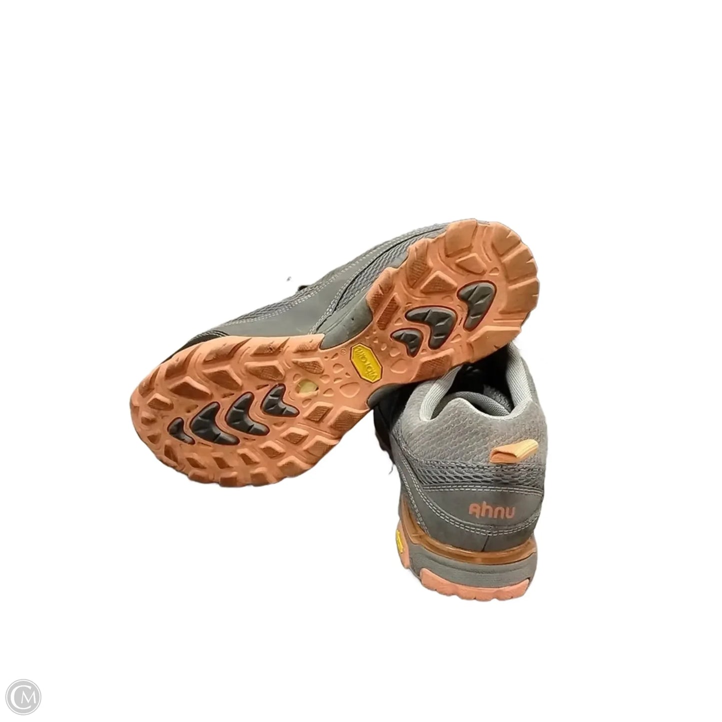 Shoes Sneakers By Clothes Mentor In Grey & Orange, Size: 10.5