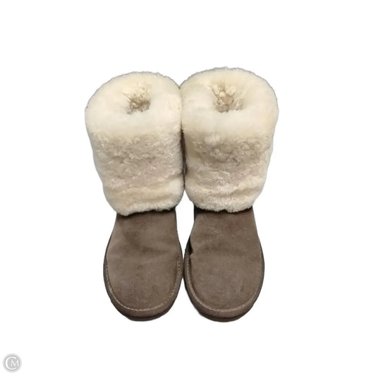 Boots Designer By Ugg In Brown, Size: 6
