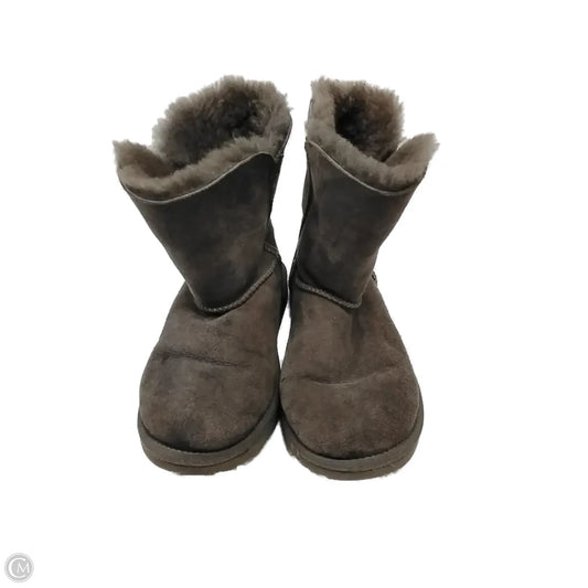 Boots Mid-calf Flats By Ugg In Grey, Size: 5