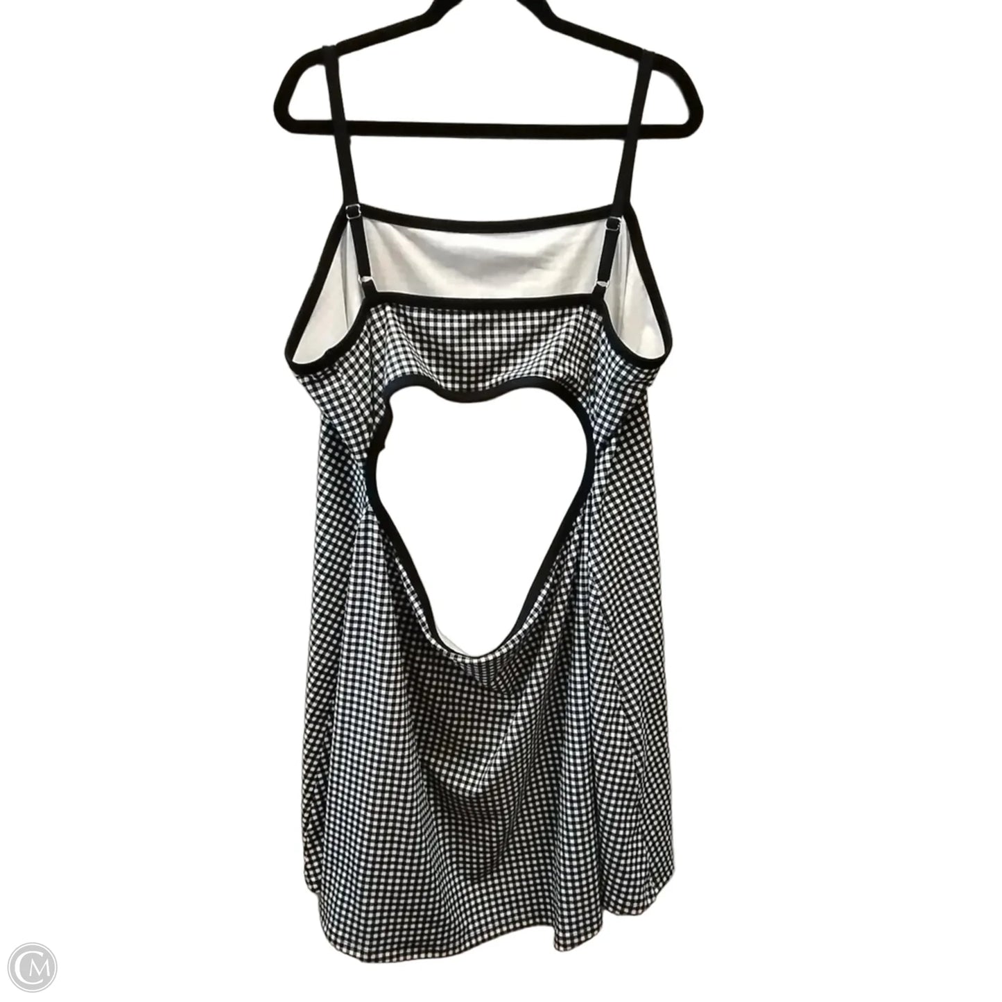 Dress Casual Short By Wild Fable In Checkered Pattern, Size: 3x