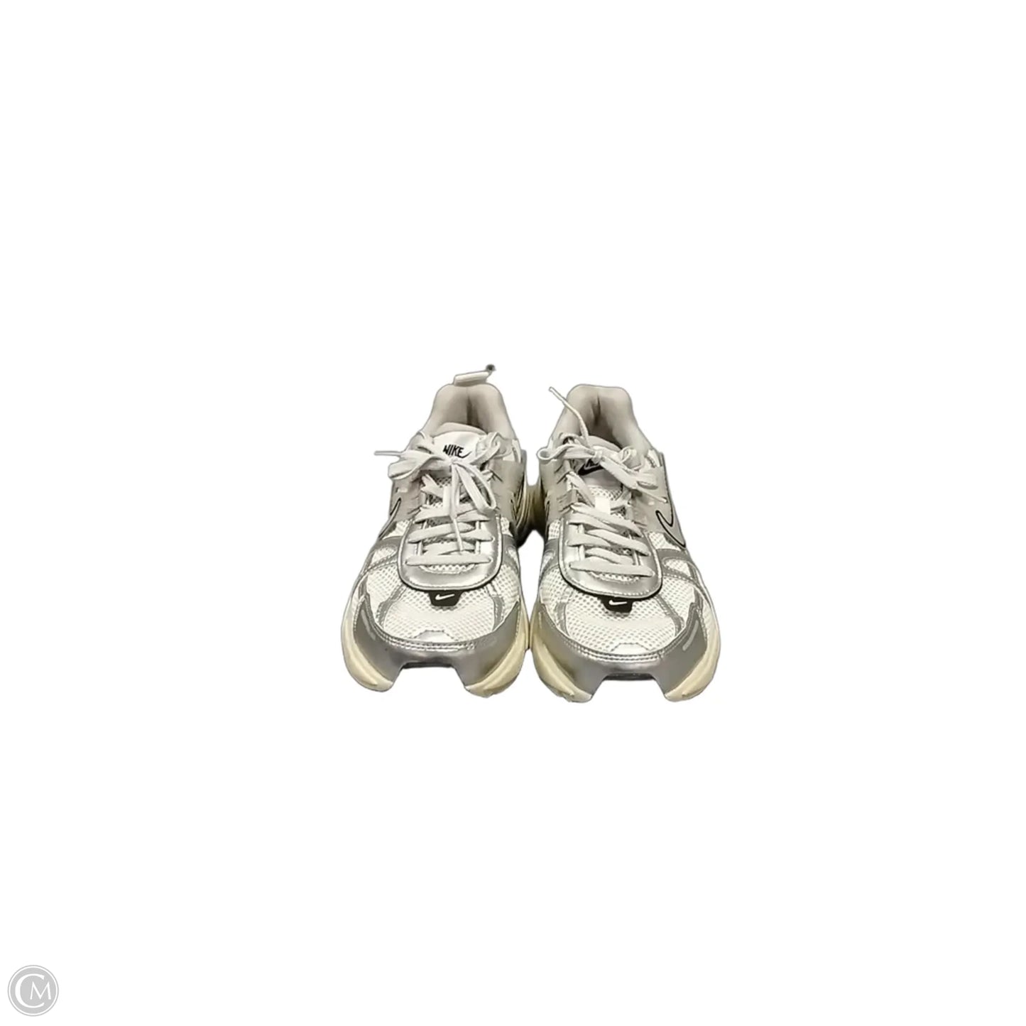 Shoes Athletic By Nike In Grey & White, Size: 9.5