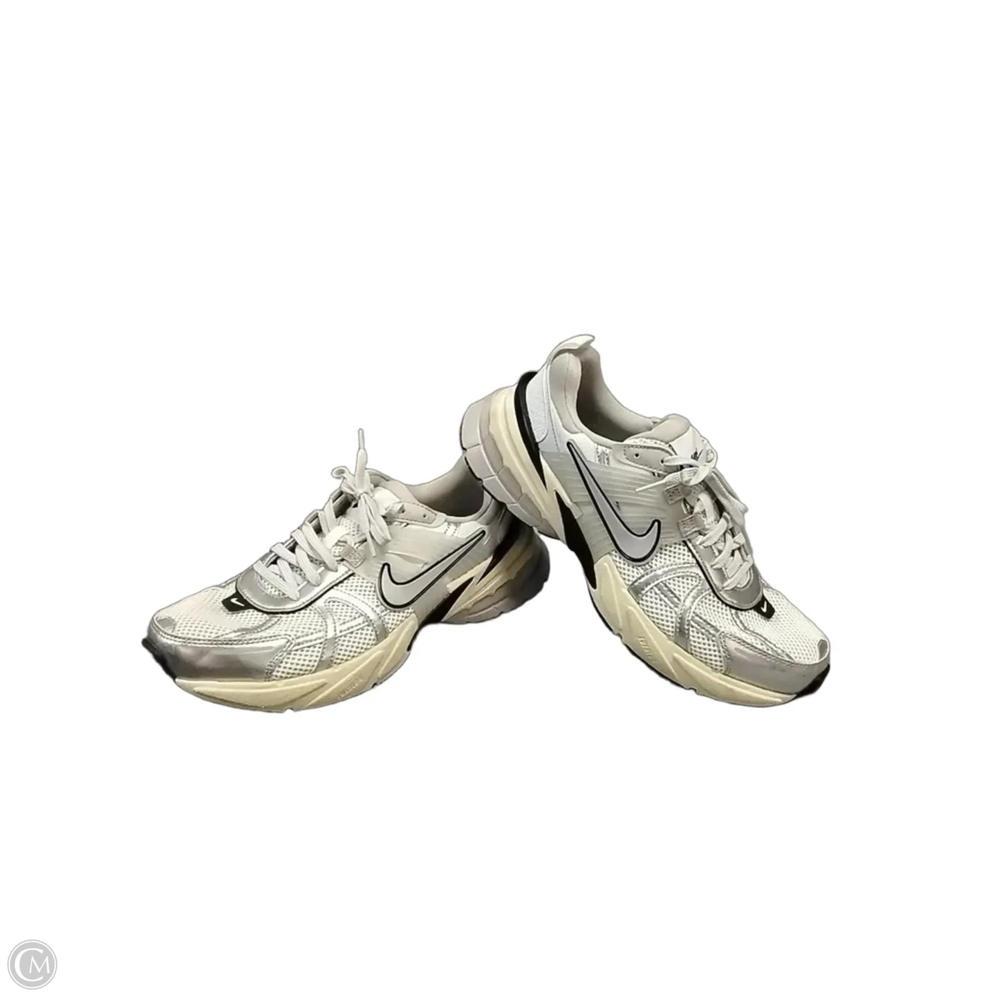 Shoes Athletic By Nike In Grey & White, Size: 9.5