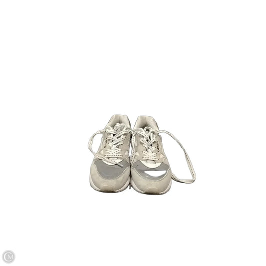 Shoes Athletic By Clothes Mentor In Grey, Size: 7.5