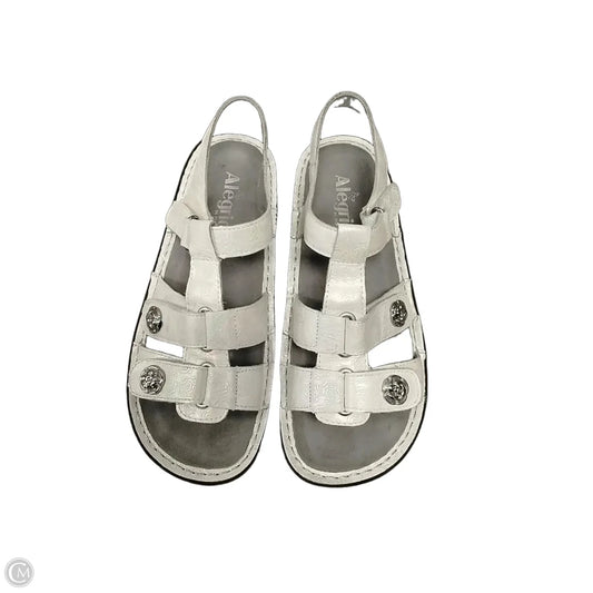 Sandals Flats By Alegria In White, Size: 8.5