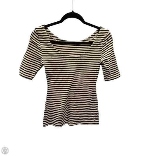 Top Short Sleeve By Banana Republic In Striped Pattern, Size: Xs