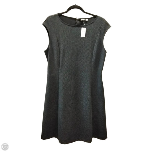 Dress Casual Short By Gap In Polkadot Pattern, Size: 14