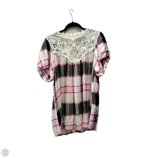 Blouse Short Sleeve By Torrid In Checkered Pattern, Size: Xl