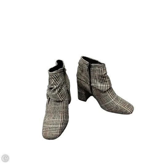 Boots Ankle Heels By Cato In Plaid Pattern, Size: 9