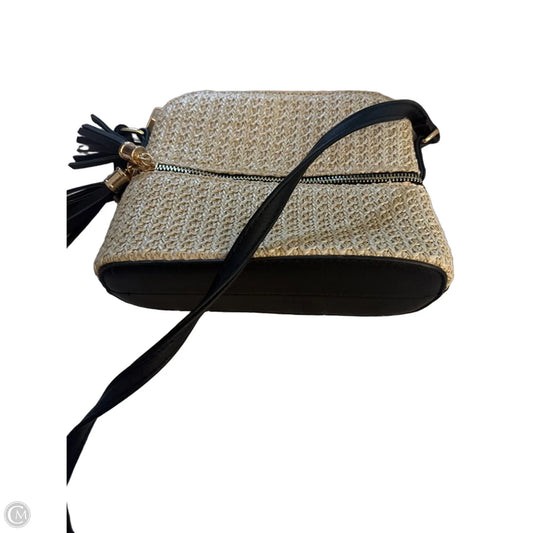 Handbag By Clothes Mentor, Size: Medium