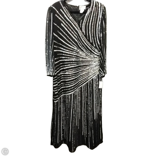 Dress Party Long By Clothes Mentor In Black & Silver, Size: 6