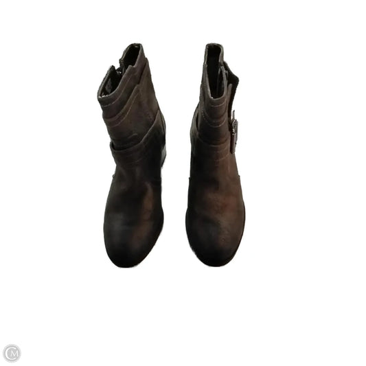 Boots Ankle Heels By Clothes Mentor In Brown, Size: 7.5