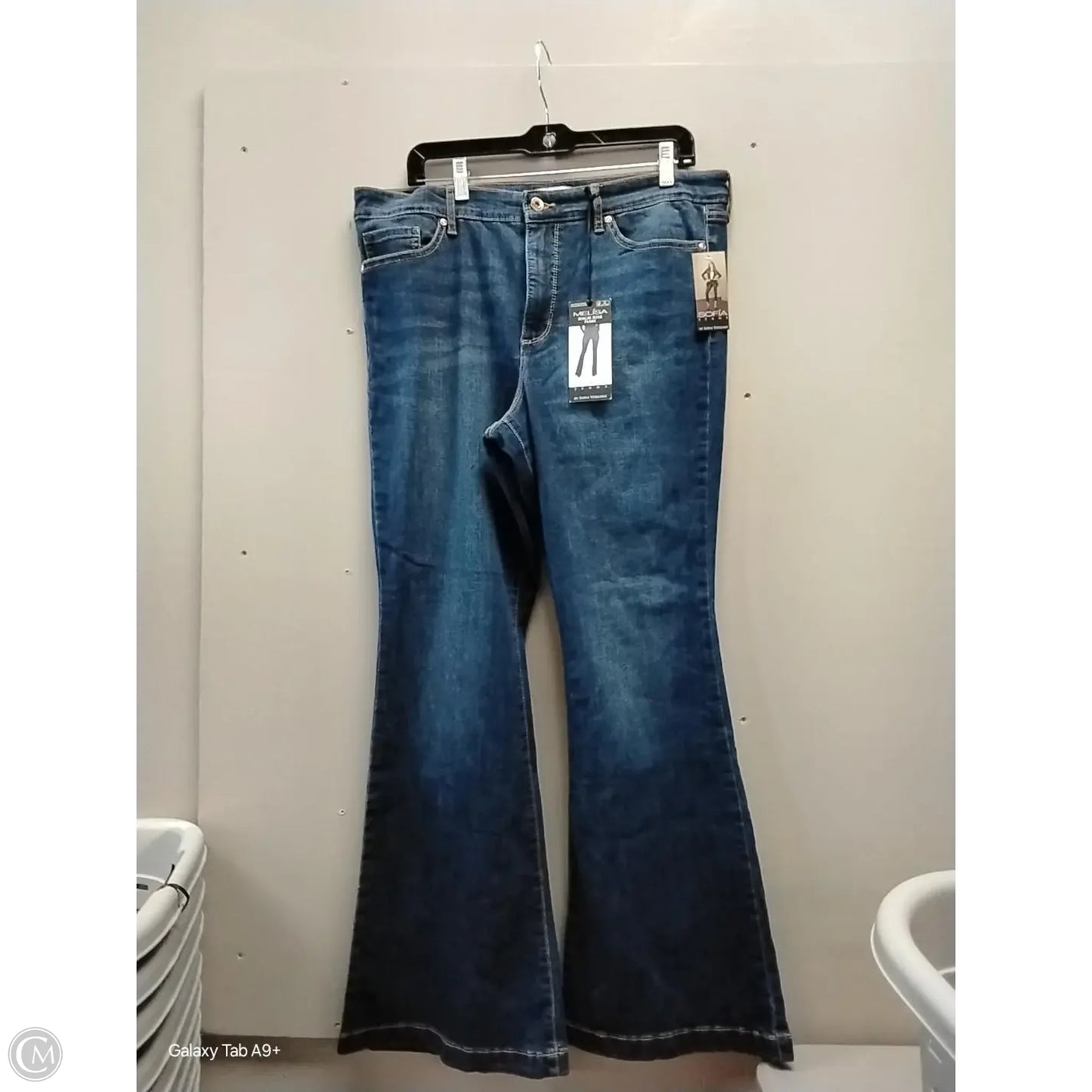 Jeans Flared By Sofia By Sofia Vergara In Blue, Size: 16