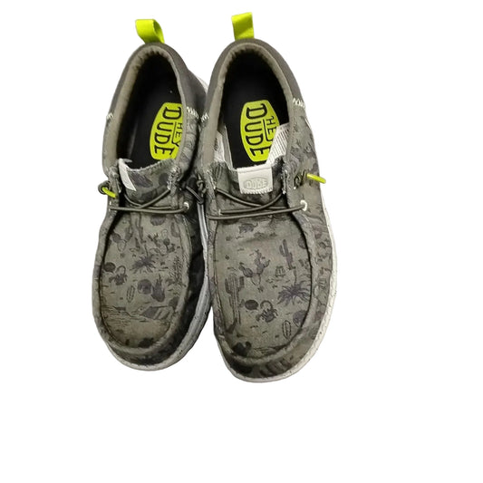 Shoes Flats By Hey Dude In Green, Size: 8