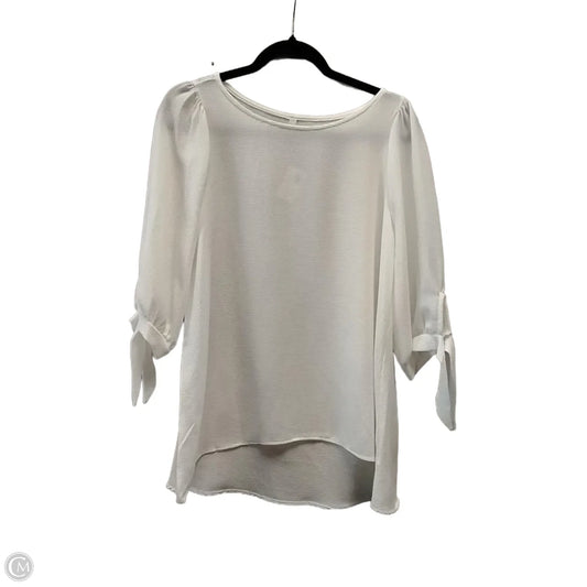 Blouse Short Sleeve By Clothes Mentor In White, Size: M