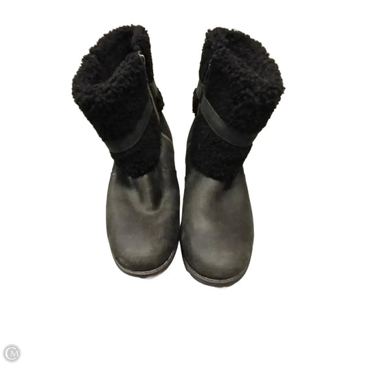 Boots Designer By Ugg In Black, Size: 8.5