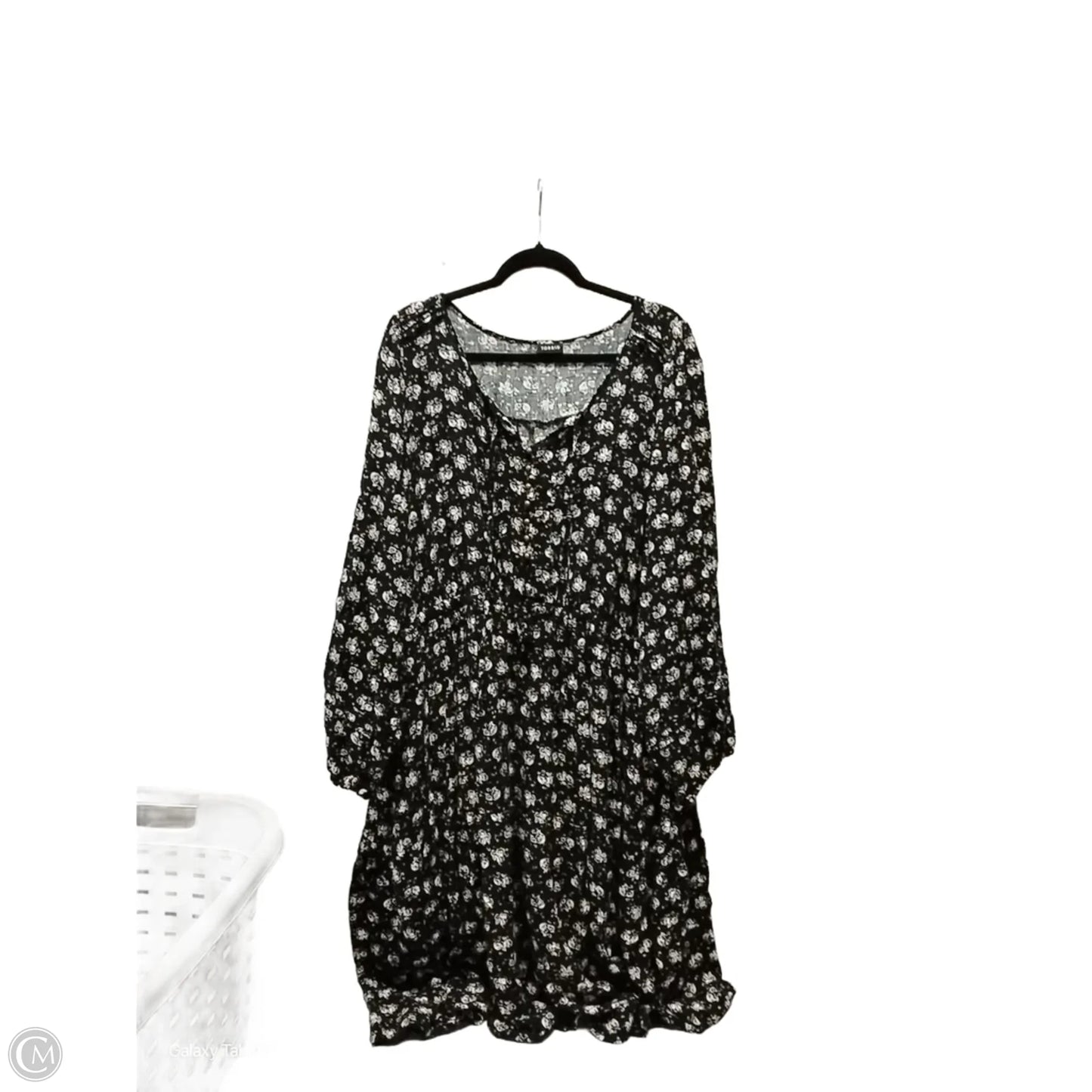 Dress Casual Maxi By Torrid In Black & Cream, Size: 4x