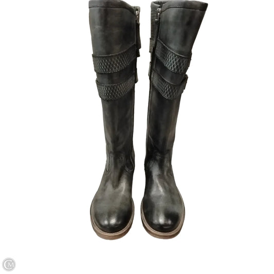 Boots Knee Flats By Clothes Mentor In Grey, Size: 7