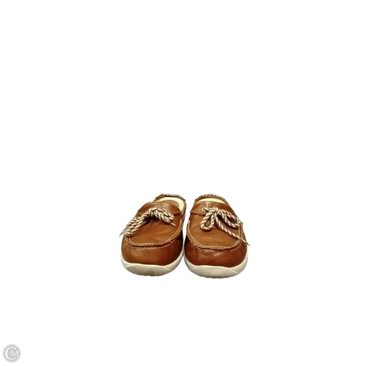 Shoes Flats By Crocs In Brown, Size: 9
