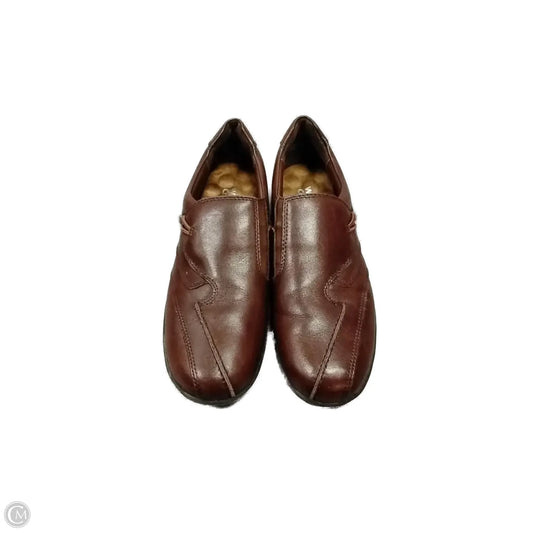 Shoes Flats By Clothes Mentor In Brown, Size: 7.5