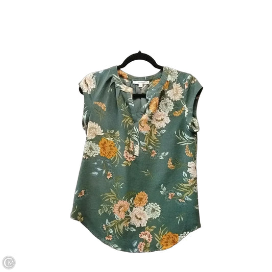 Blouse Short Sleeve By Clothes Mentor In Green, Size: Xs