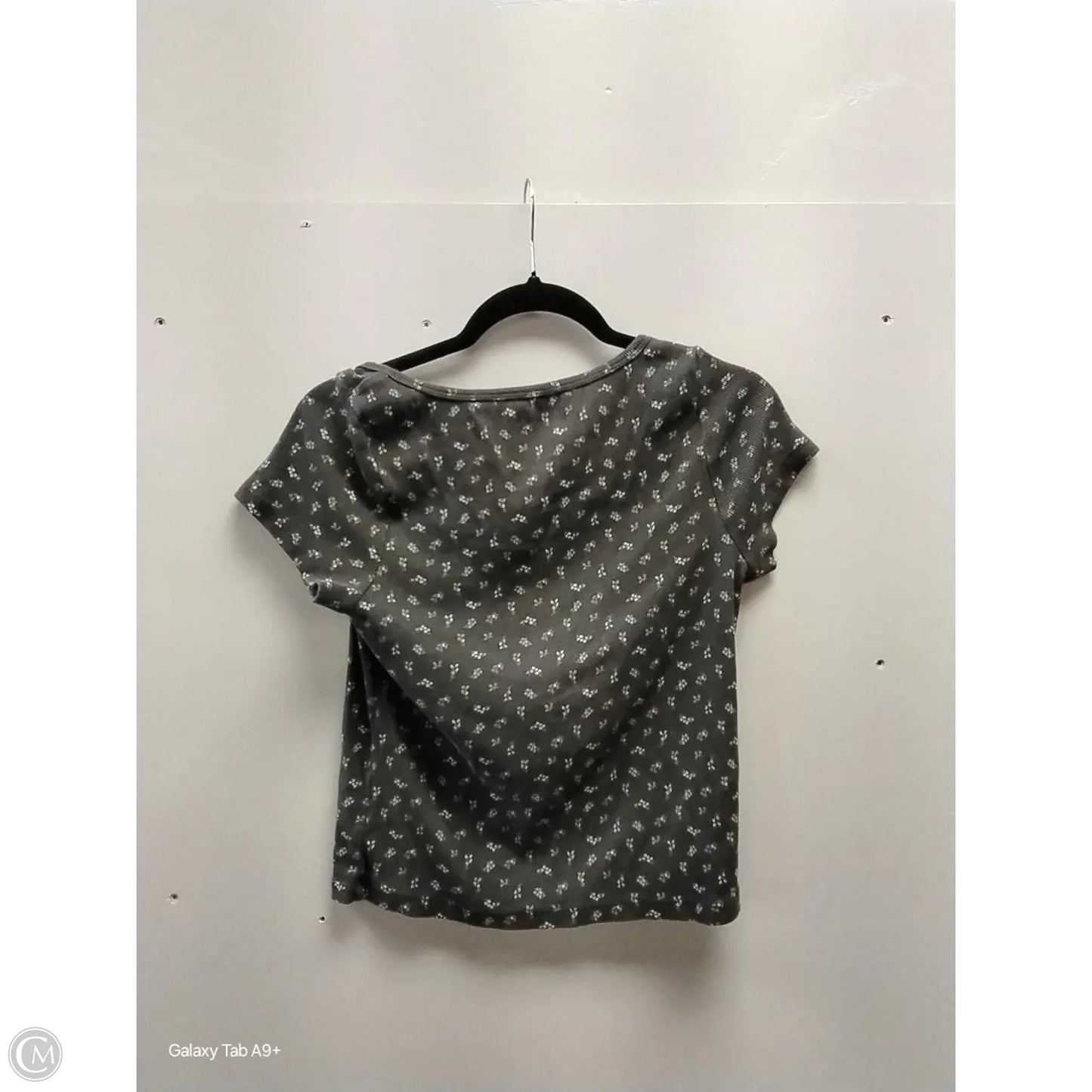 Top Short Sleeve Basic By Old Navy In Floral Print, Size: L