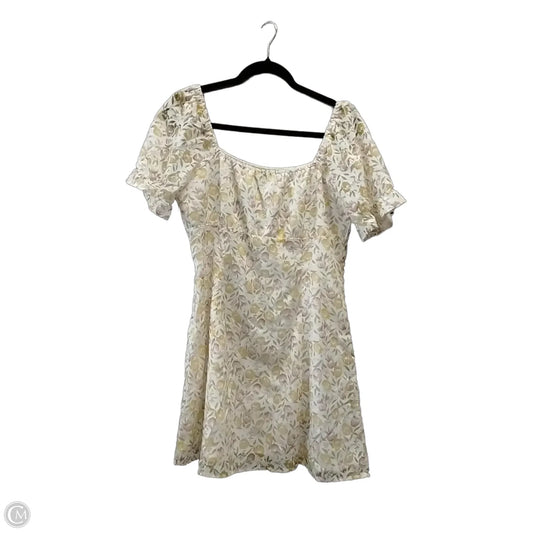 Dress Casual Short By Paper Crane In Floral Print, Size: L