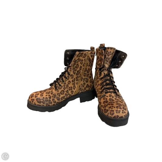 Boots Ankle Flats By Mia In Animal Print, Size: 7