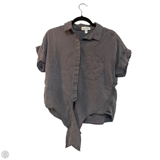 Top Short Sleeve By Cloth & Stone In Grey, Size: S