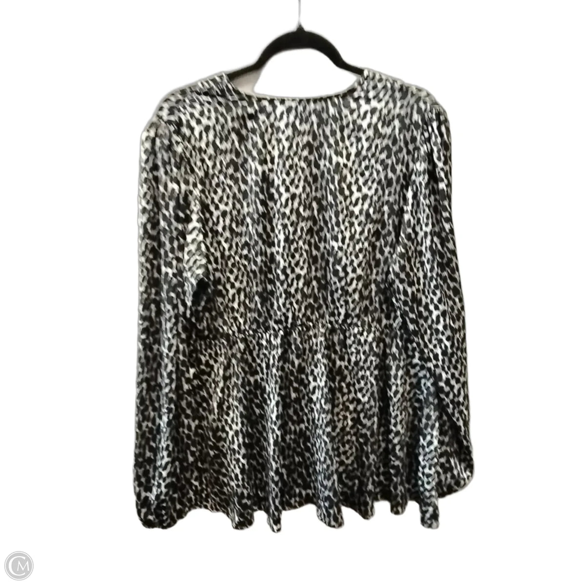 Blouse Long Sleeve By Torrid In Grey, Size: L