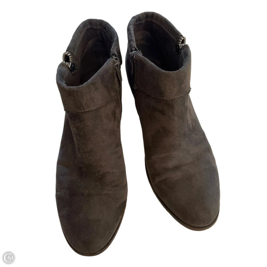 Boots Ankle Heels By Clothes Mentor In Grey, Size: 9.5