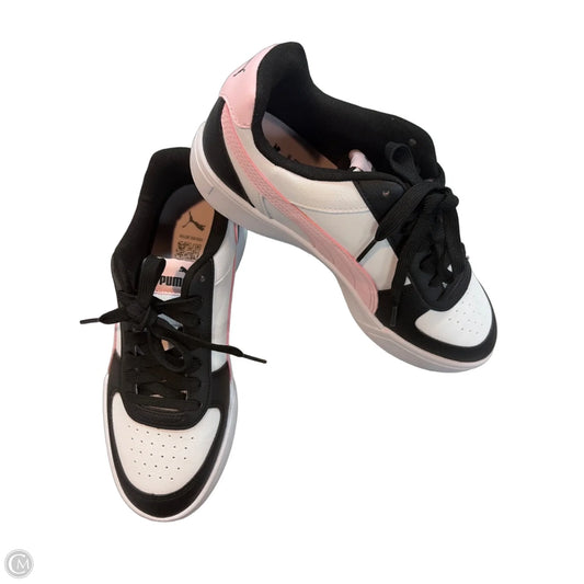 Shoes Sneakers By Puma In Black & White, Size: 7