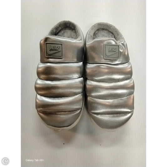 Slippers By Nike In Grey, Size: 6