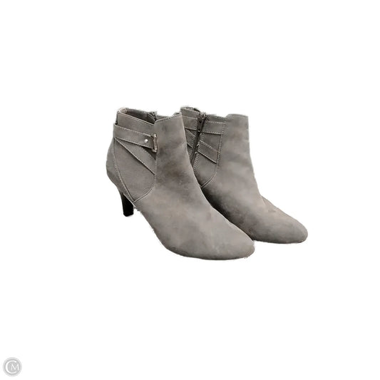 Boots Ankle Heels By Dexflex In Grey, Size: 10