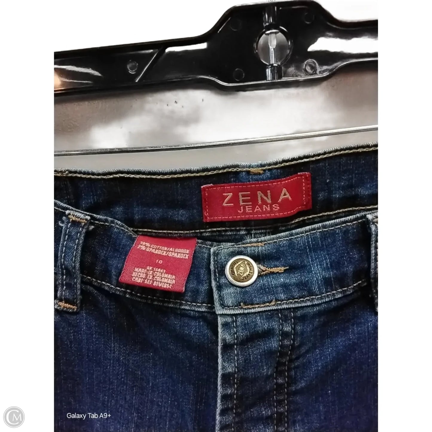 Jeans Cropped By Clothes Mentor In Blue Denim, Size: 10