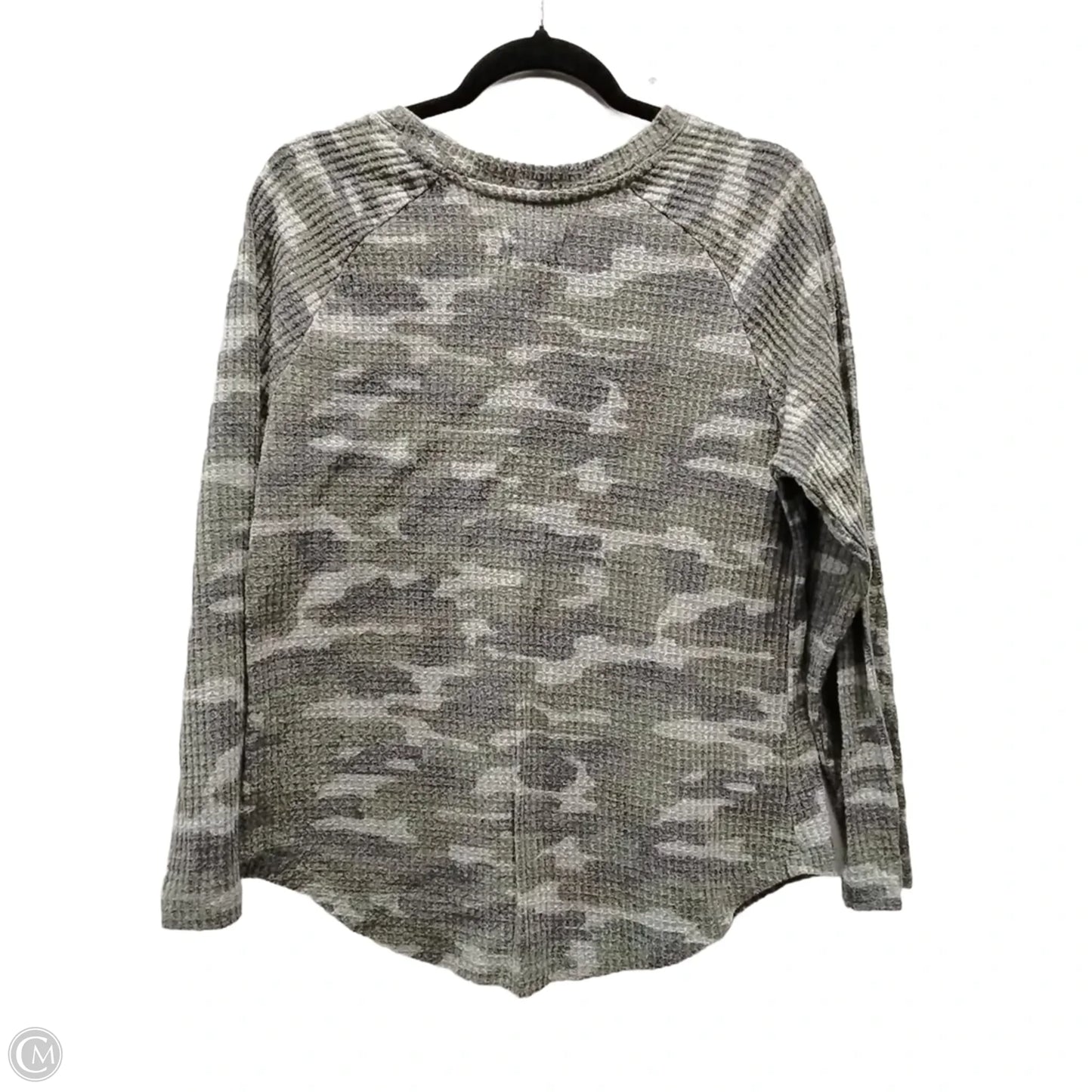 Top Long Sleeve By Clothes Mentor In Camouflage Print, Size: M