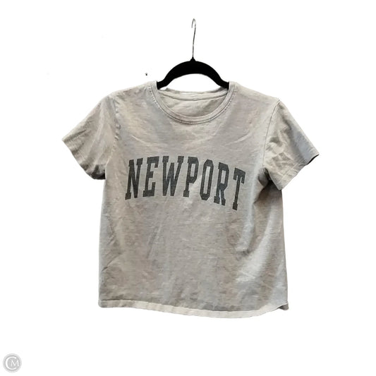 Top Short Sleeve Basic By Clothes Mentor In Grey, Size: S