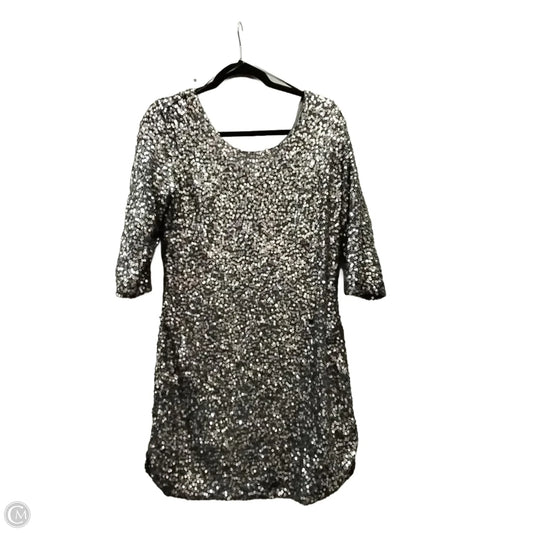 Dress Casual Midi By Clothes Mentor In Grey, Size: M