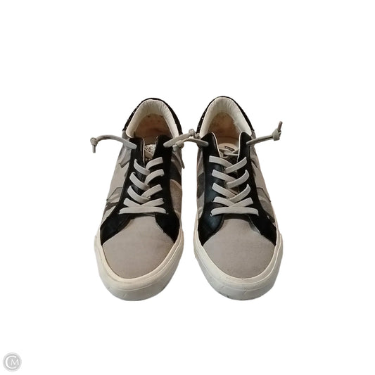 Shoes Sneakers By Vintage Havana In Camouflage Print, Size: 9.5